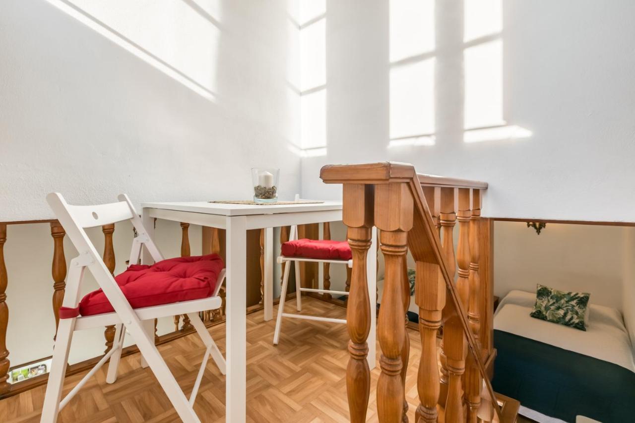 Duplex Jesus Gran Poder 4. Plaza De La Gavidia Sevilla Exteriör bild