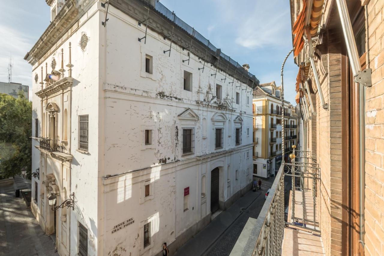 Duplex Jesus Gran Poder 4. Plaza De La Gavidia Sevilla Exteriör bild